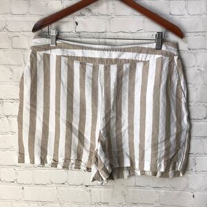 A New Day Striped Tan and White Women Shorts L